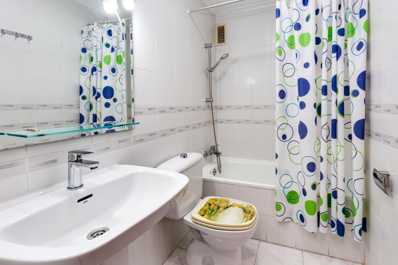 Estudio Joven Pura Torrevieja Exteriör bild